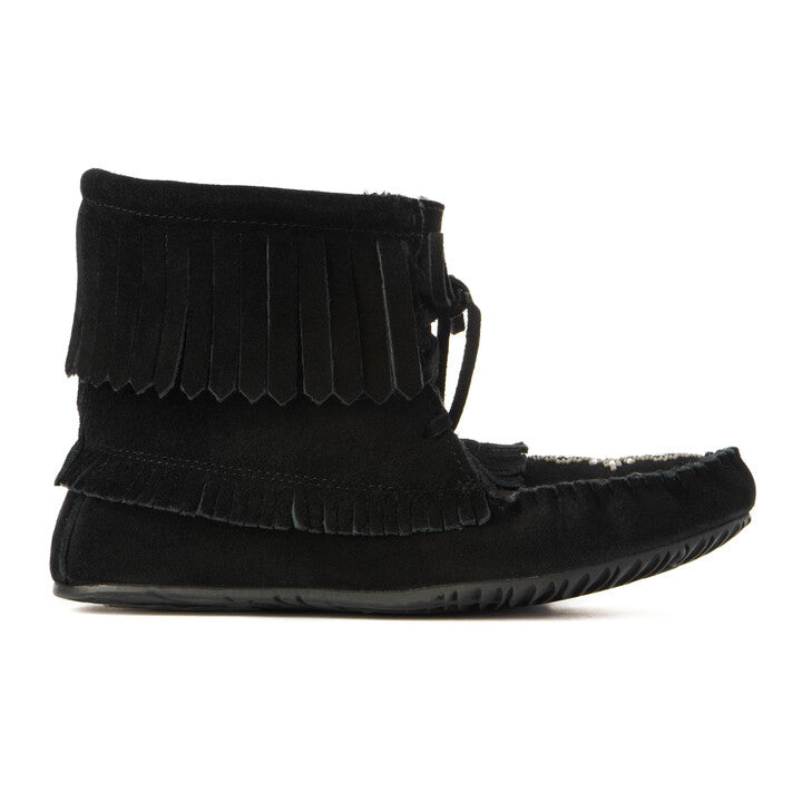 Harvester Suede Fleece-Lined Fringe Moccasin Boots Manitobah USA