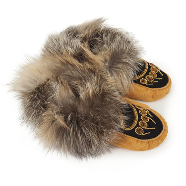 Amber Lloyd Ladies 8 Bear Paw Moccasins