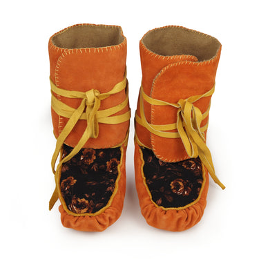 Tammy Loewen Ladies 9 Moccasins