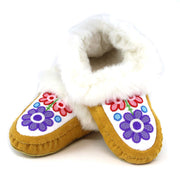 Rosa Scribe White Floral Ladies 8 Moccasins
